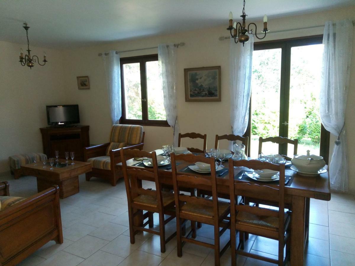 Les Pruniers De La Cipiere Villa Peyzac-le-Moustier Екстериор снимка